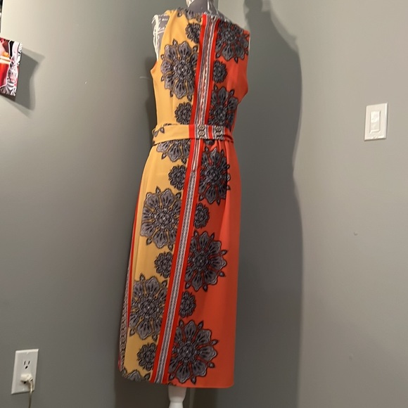 Never wearing - Picture 2 of 5